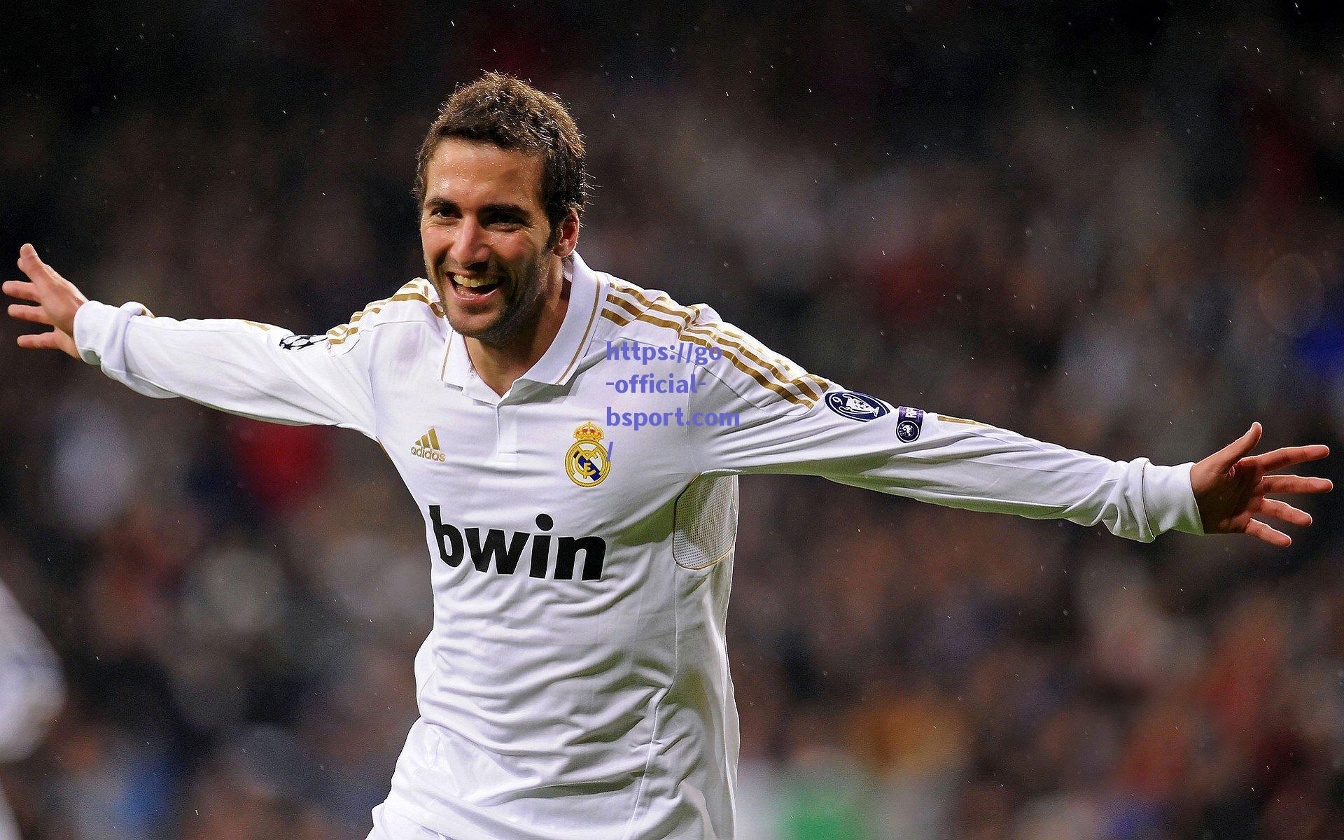 塔帅谨慎回应两将伤情，盛赞本-怀特攻防一体成关键支柱